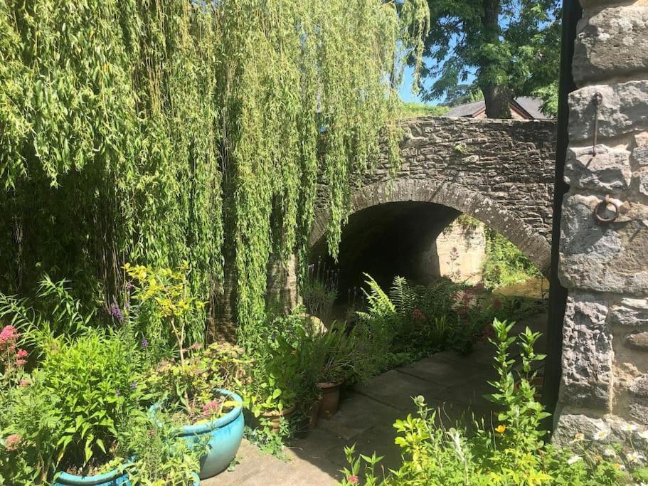 Luxury Cottage Near Hay-On-Wye Llanigon Экстерьер фото